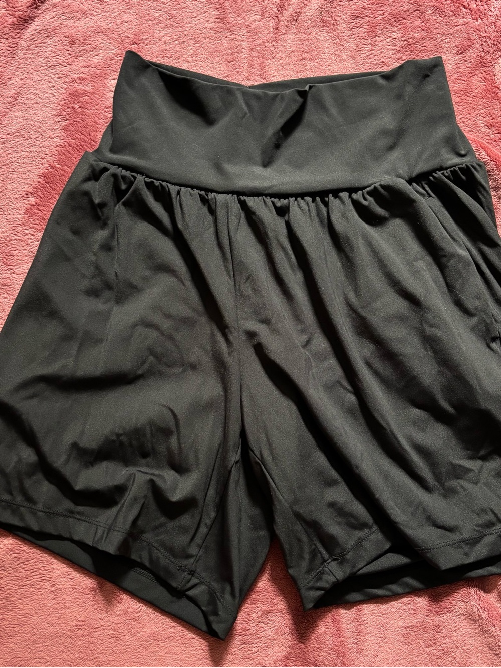 HALARA Black High-Waist Athletic Shorts